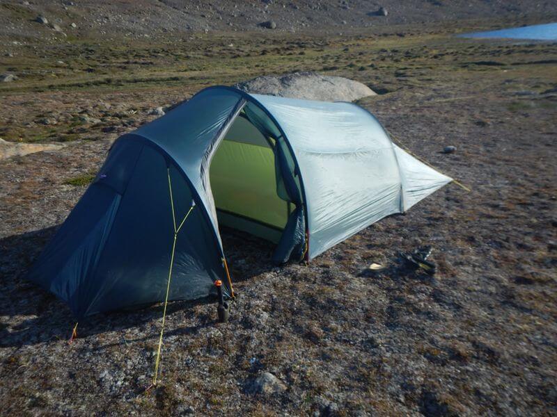 Das Fjellheimen Superlight 2 Camp bietet viel Platz im Vorzelt Das Fjellheimen Superlight 2 Camp bietet viel Platz im Vorzelt