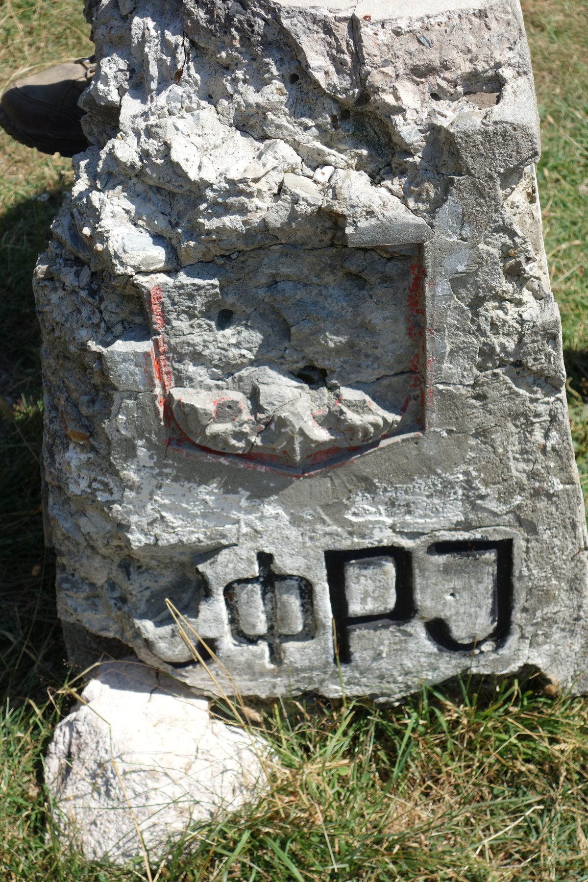 Alter Grenzstein aus Sowjet-Zeiten