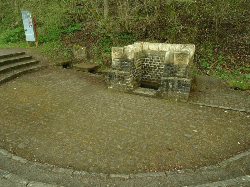 Grüner Pütz: Quelle und Römische Wasserleitung