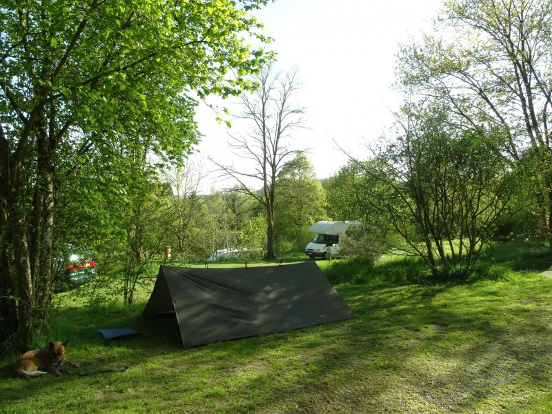 Aufbau mit Ridgeline – Heringe versenken fast unmöglich