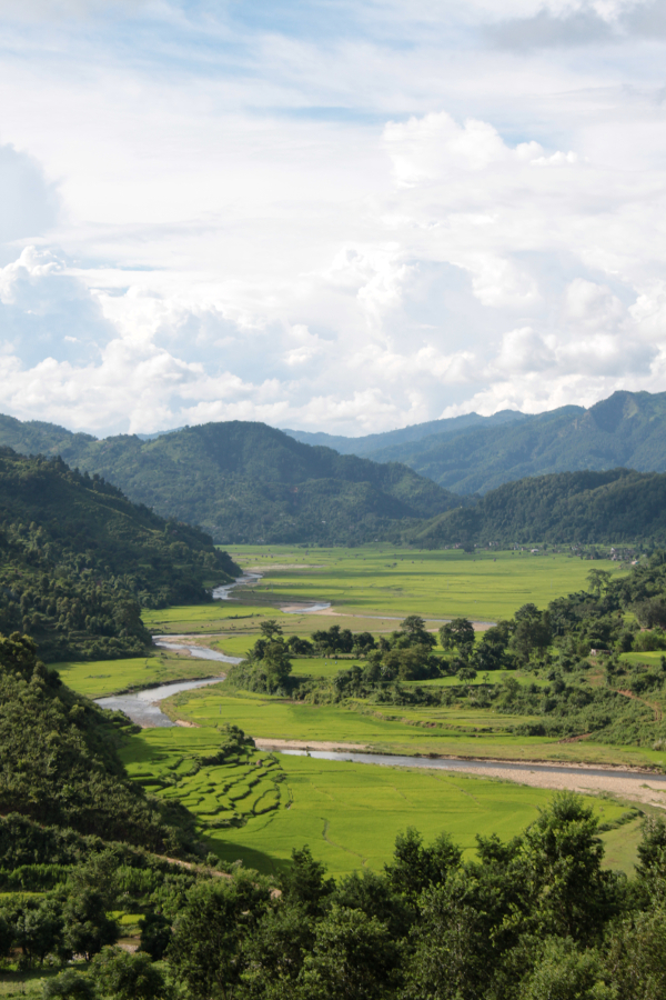 nepalesisches-tal-auf-dem-weg-nach-pokhara