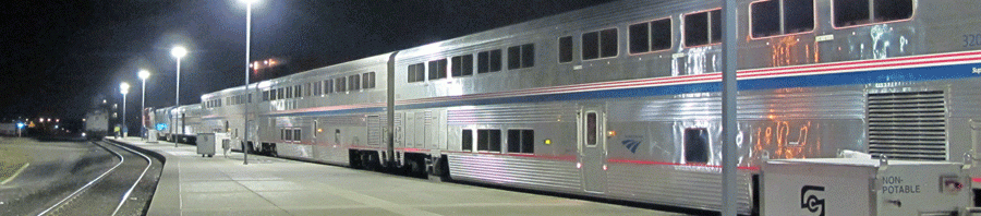 Der Empire Builder bei nächtlichem stop.