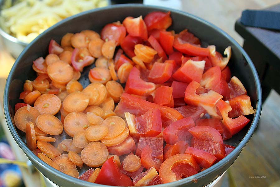 5-moehren-und-paprika-roesten-und-garen