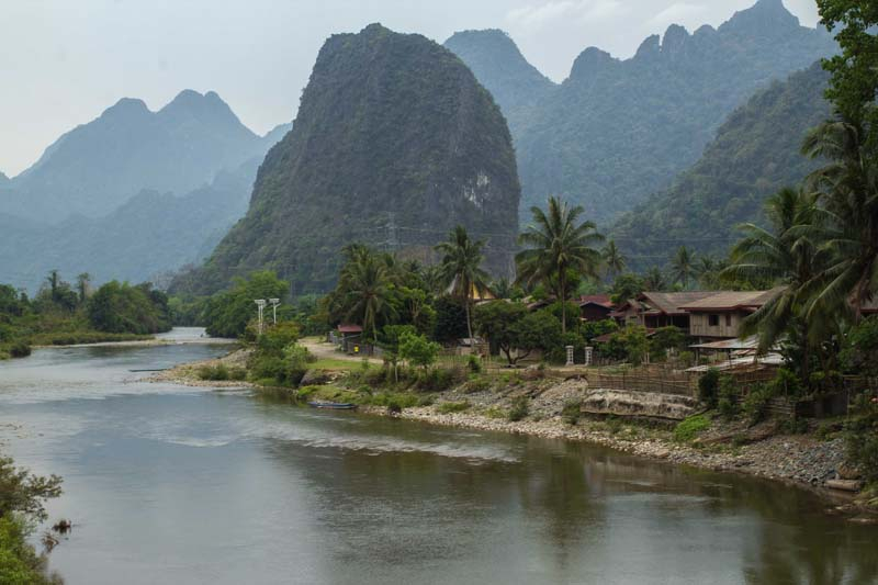 31-landschaft-bei-vang-vieng