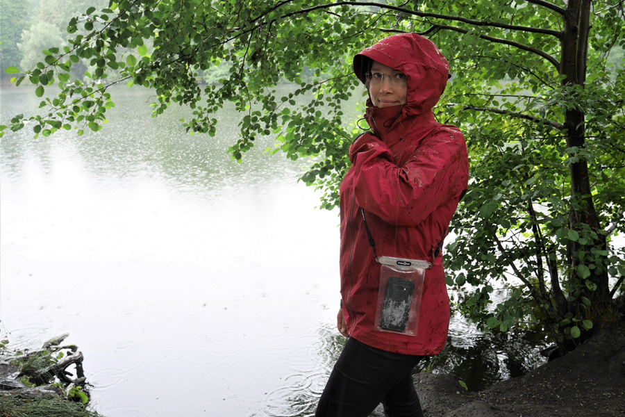 Fidlock Handyhülle: Auch gut für Regenspaziergänge!