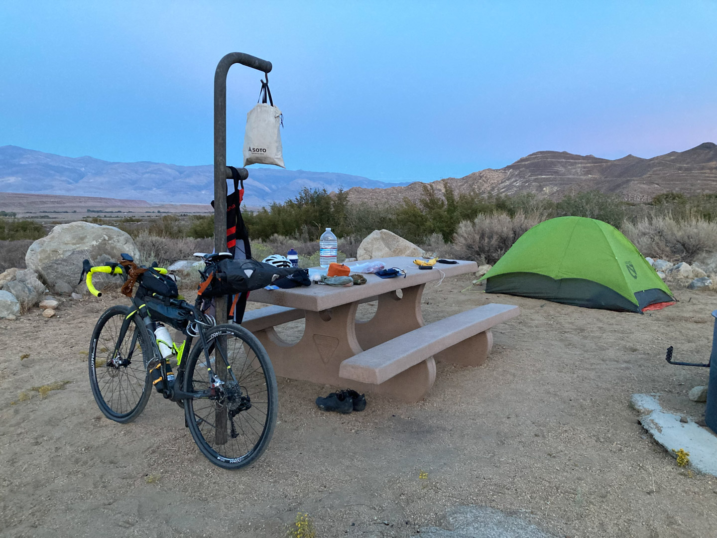 bikepacking-usa-camping
