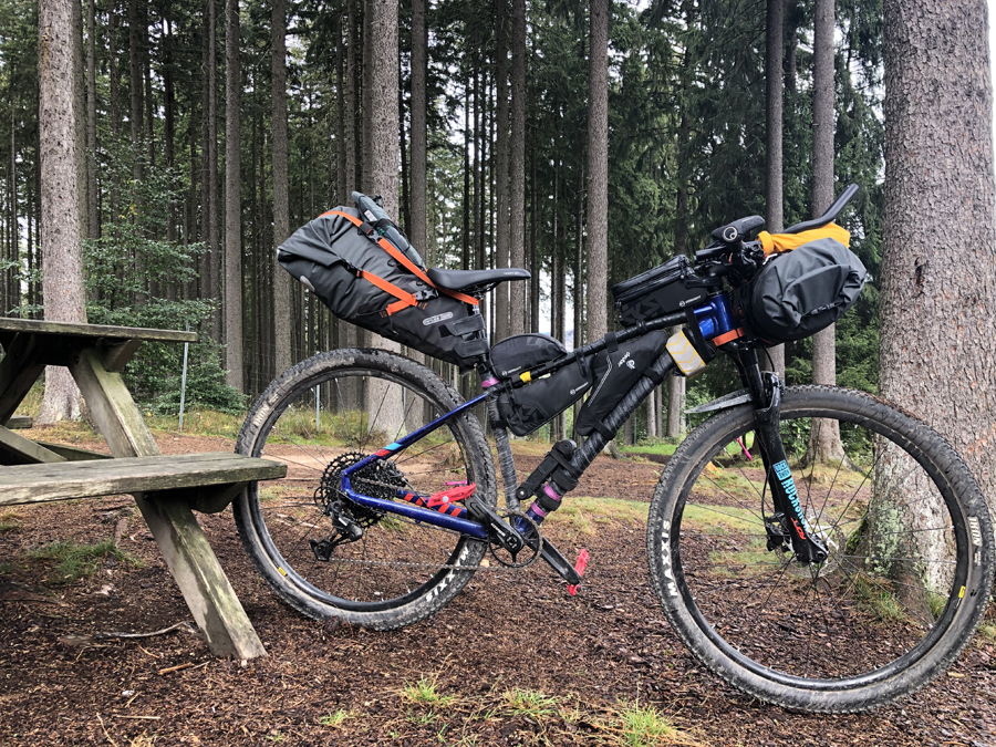 mtb-mit-taschen